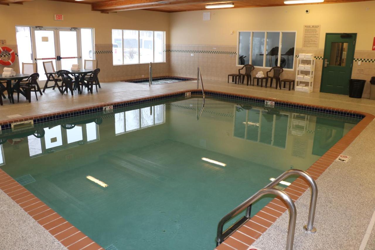Holiday Inn Express & Suites Marquette By Ihg Dış mekan fotoğraf