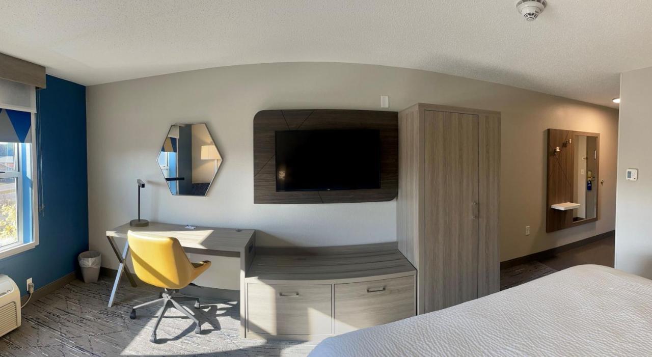 Holiday Inn Express & Suites Marquette By Ihg Dış mekan fotoğraf