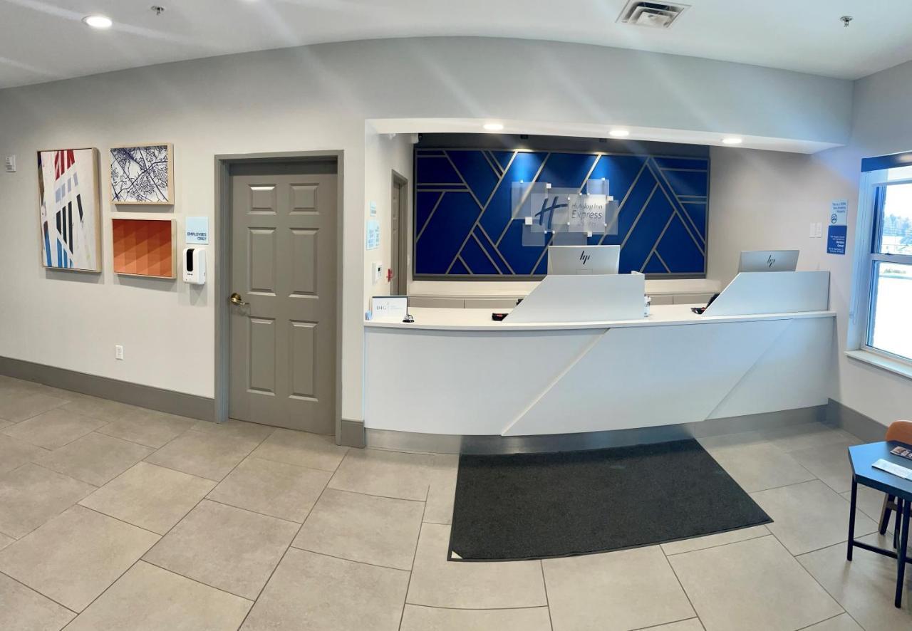 Holiday Inn Express & Suites Marquette By Ihg Dış mekan fotoğraf
