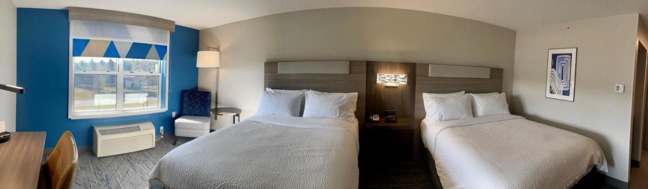 Holiday Inn Express & Suites Marquette By Ihg Dış mekan fotoğraf