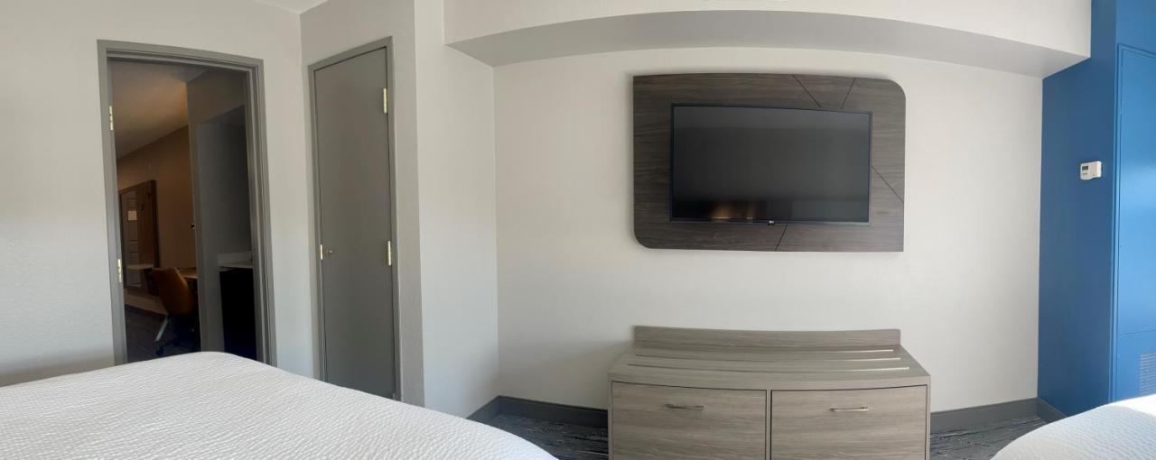 Holiday Inn Express & Suites Marquette By Ihg Dış mekan fotoğraf
