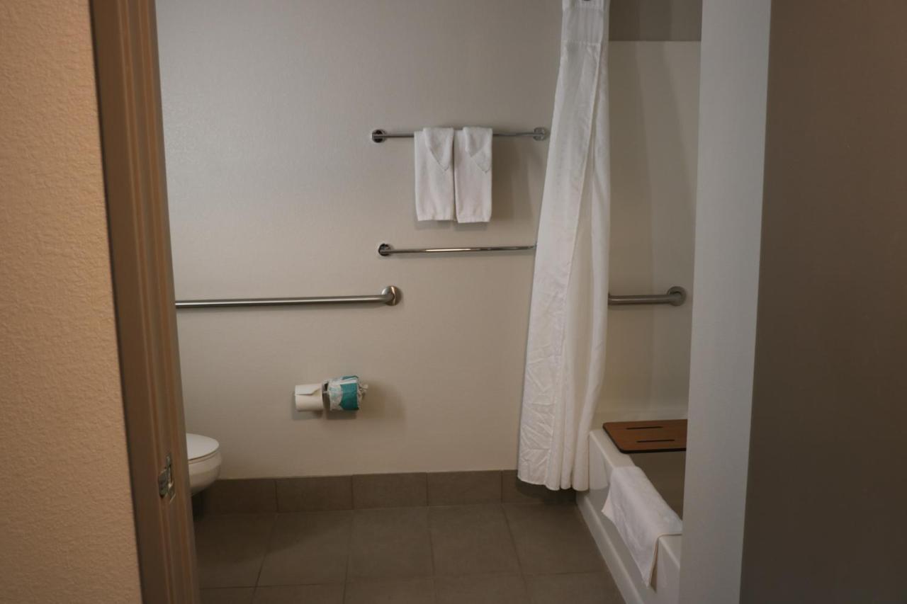 Holiday Inn Express & Suites Marquette By Ihg Dış mekan fotoğraf